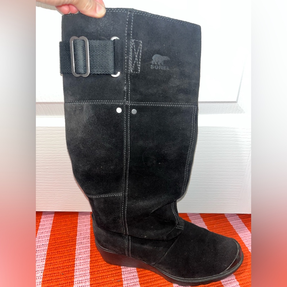 Sorel Size 9 black winter boots perfect for winter weather